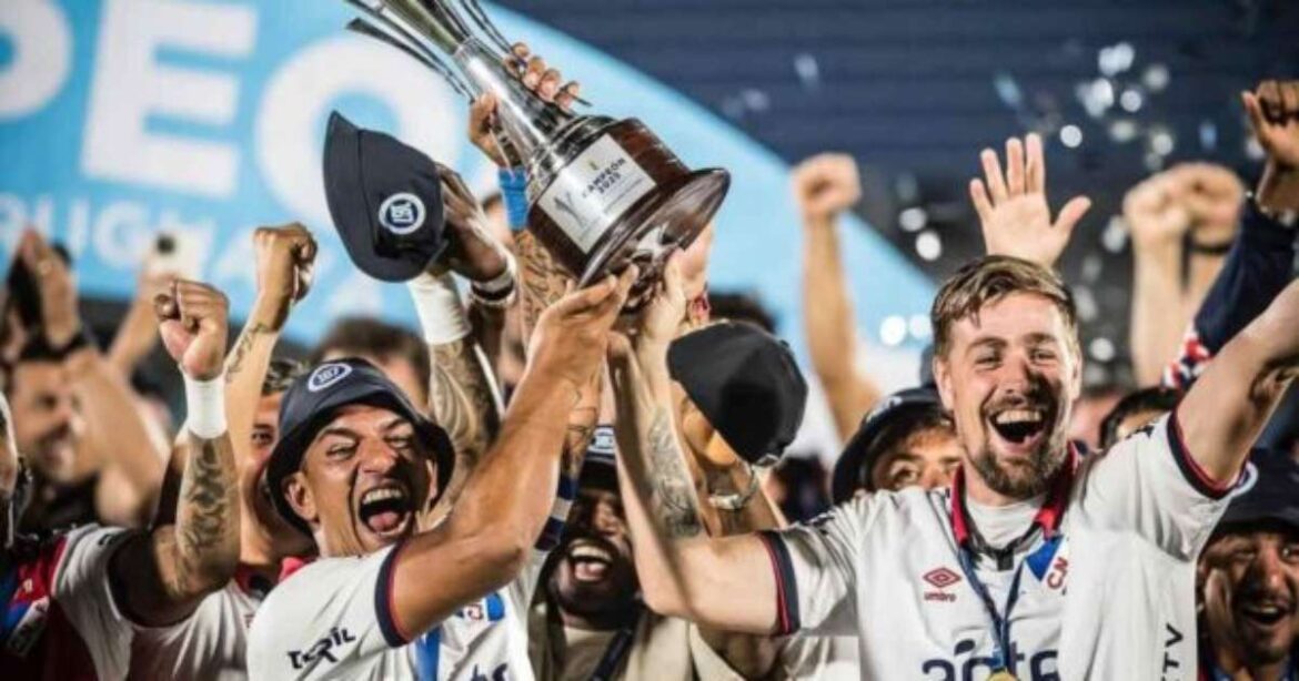 En la Supercopa de Uruguay, Nacional venció a Peñarol y se quedó con el título
