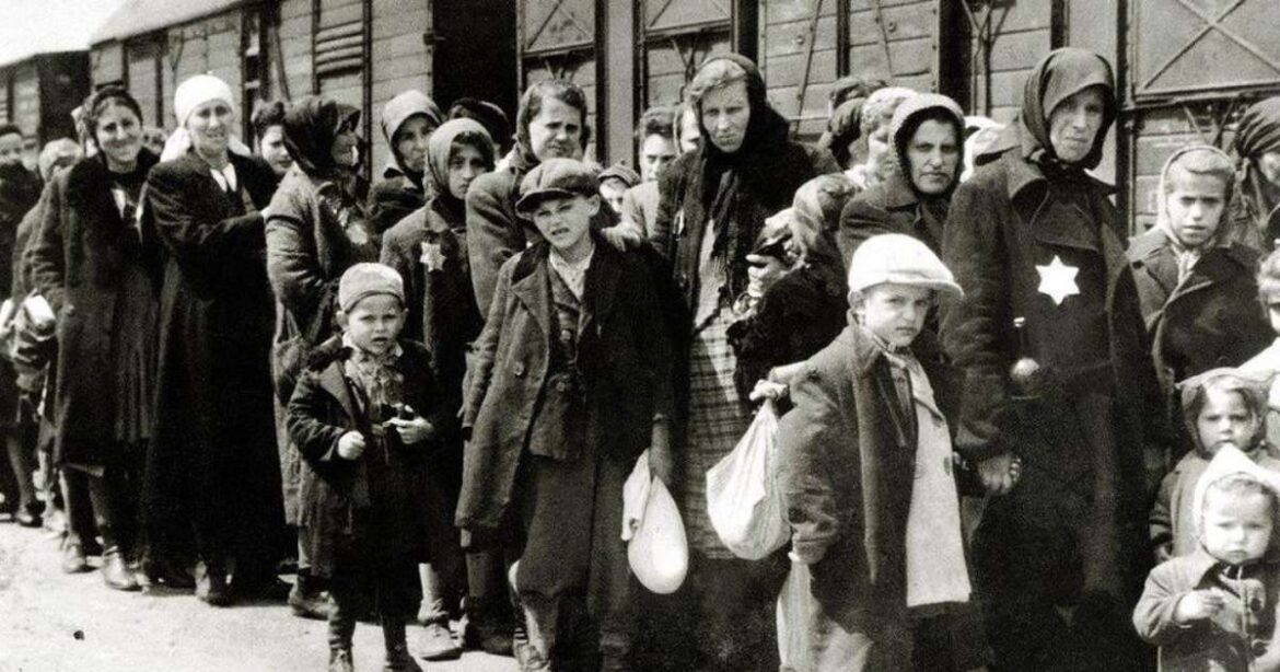 Judíos obligados a trabajar en cámaras de gas durante el Holocausto: ‘Me pregunté: ¿Dónde está Dios?’