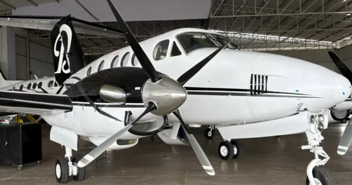 Referencias en 1981 y referencias entre modelos más pequeños; Obtenga más información sobre el avión se estrelló en SP